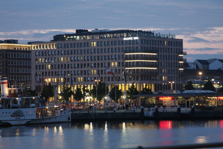 ATLANTIC Hotel Kiel Außenansicht