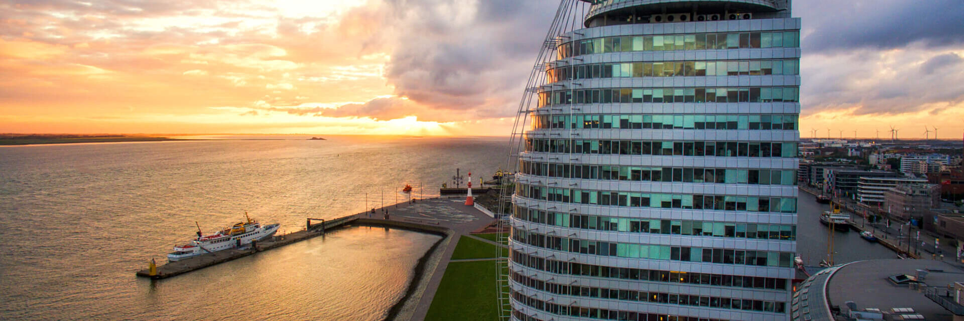 ATLANTIC Hotel Sail City Bremerhaven ATLANTIC Hotel Sail City | Bremerhaven