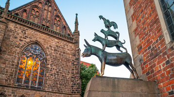 The Bremer Stadtmusikanten in Bremen The Bremer Stadtmusikanten in Bremen by clear sky