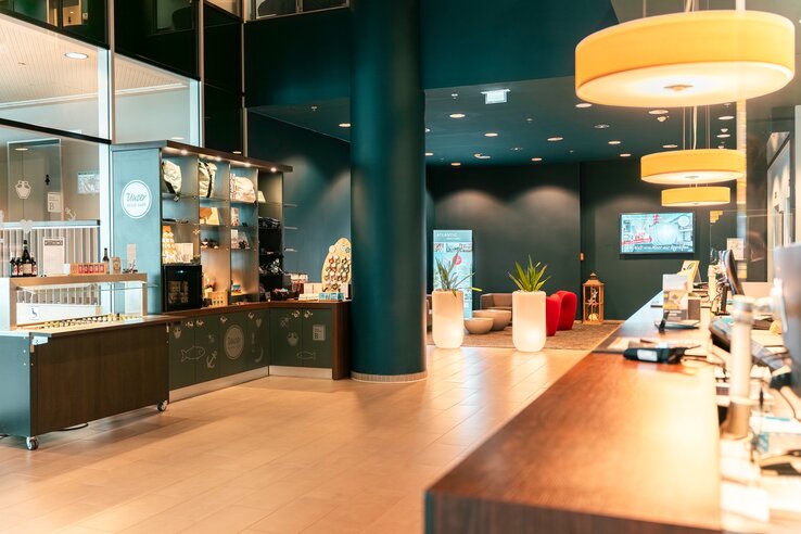 Lobby im ATLANTIC Hotel Sail City Lobby im ATLANTIC Hotel Sail City